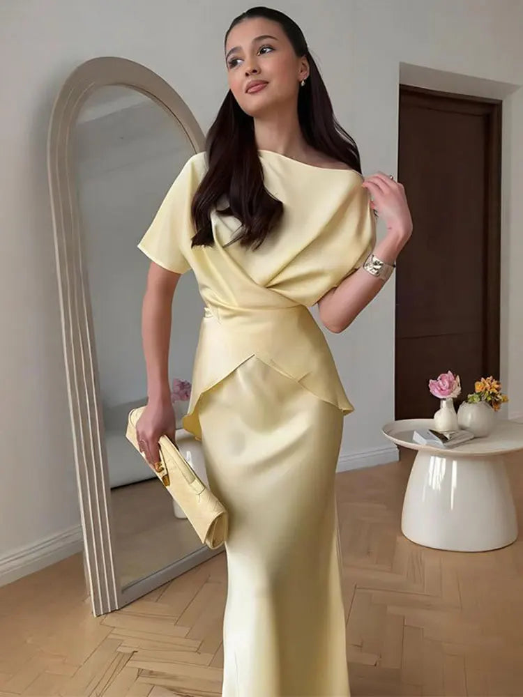 סט סאטן שני חלקים חולצת קשירה בעיצוב קרוס וחצאית מקסי - ליבי