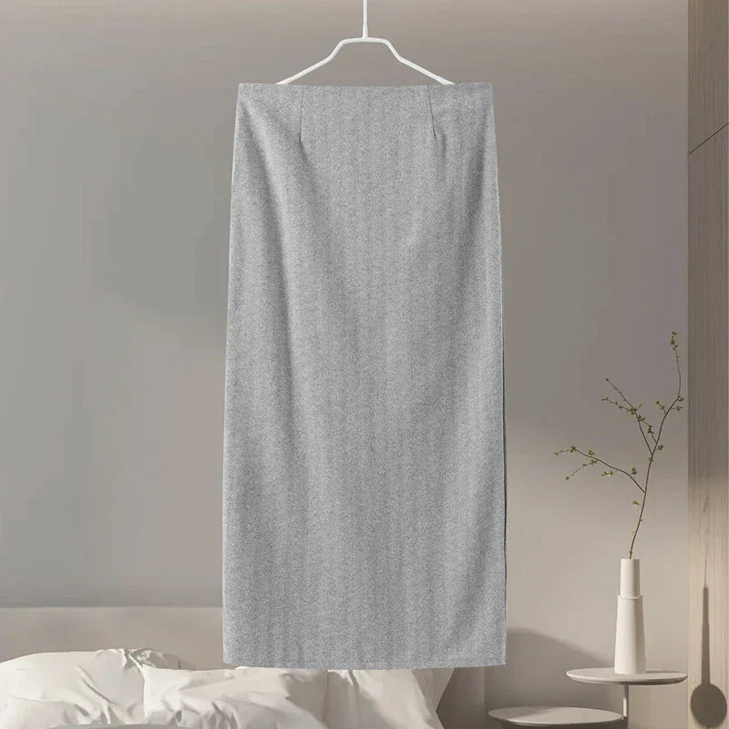 סט שני חלקים צמרי בעיצוב מלכותי חצאית מידי ובלייזר - Reina