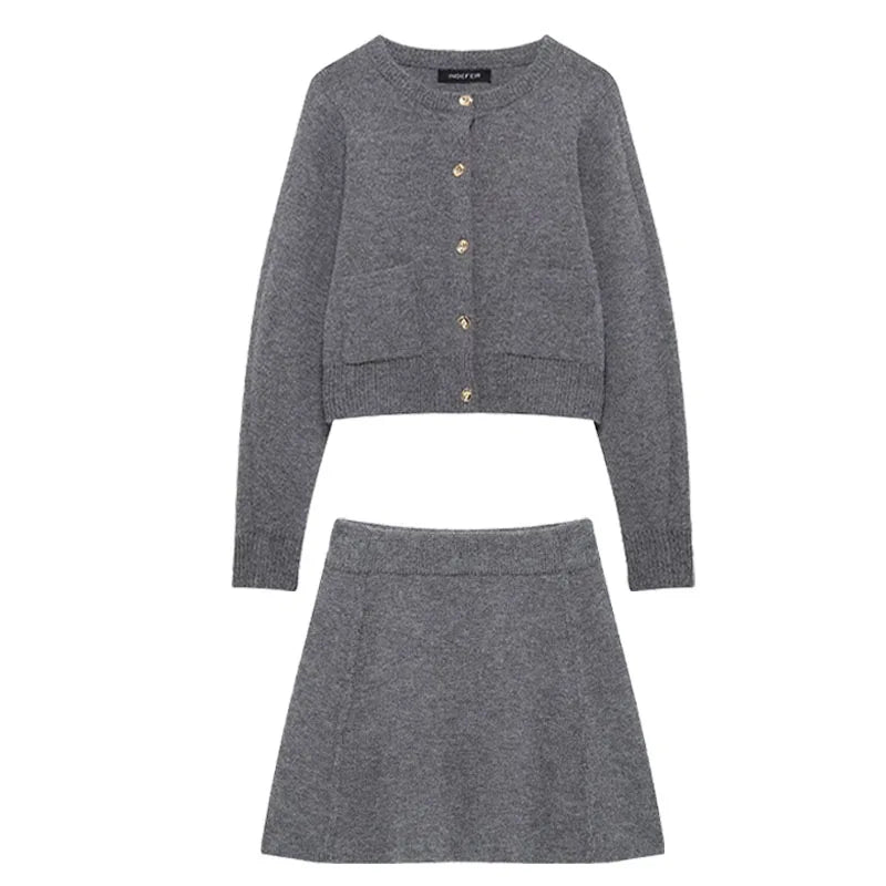 קרדיגן שרוולים ארוכים וחצאית מיני - ריטה